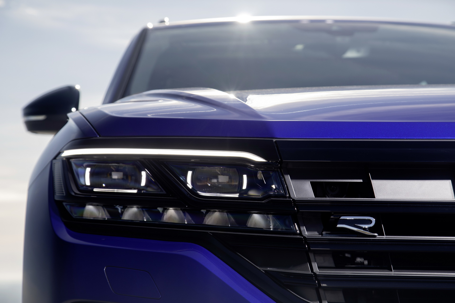 Volkswagen Touareg R Is A 455 HP Plug-In Hybrid Super SUV