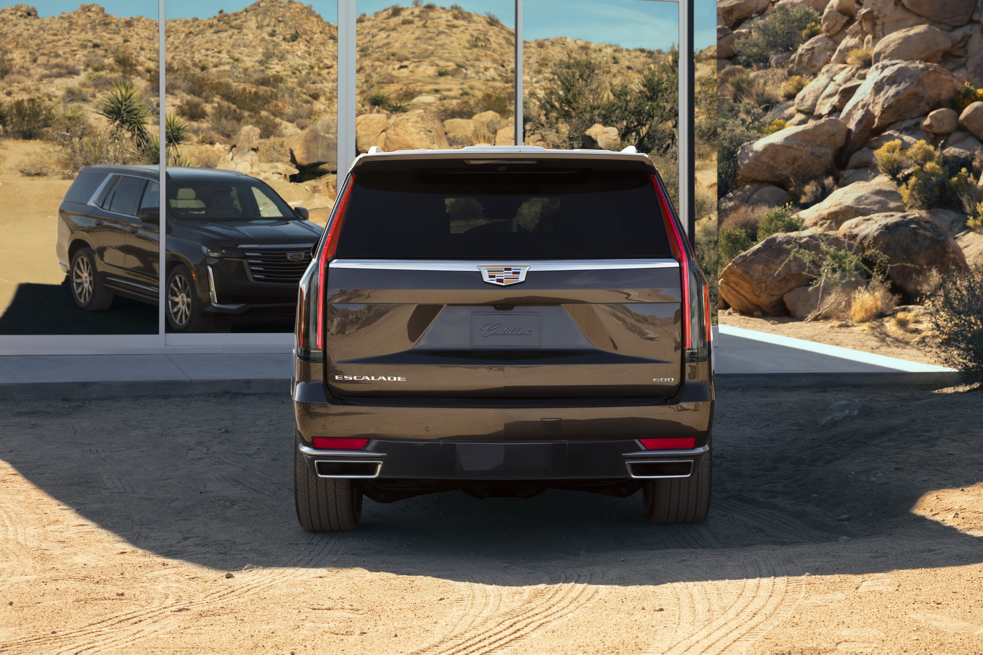 2021 Cadillac Escalade Embraces Luxury And Tech To Distance Itself From Tahoe And Yukon