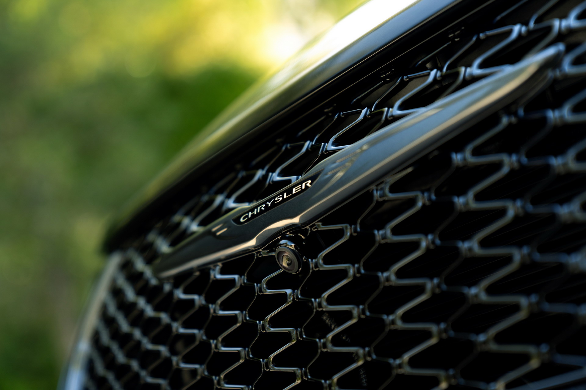 2021 Chrysler Pacifica Debuts With Fresh Looks, AWD, New U-Connect And… Throw Pillows