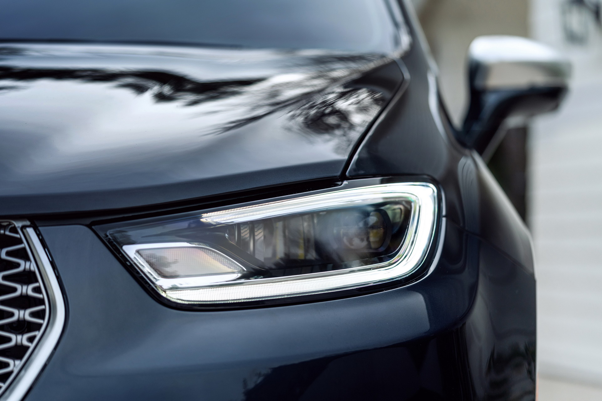 2021 Chrysler Pacifica Debuts With Fresh Looks, AWD, New U-Connect And… Throw Pillows