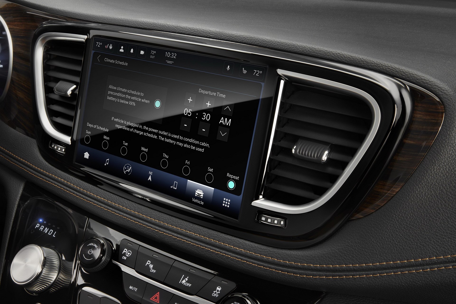 2021 Chrysler Pacifica Debuts With Fresh Looks, AWD, New U-Connect And… Throw Pillows