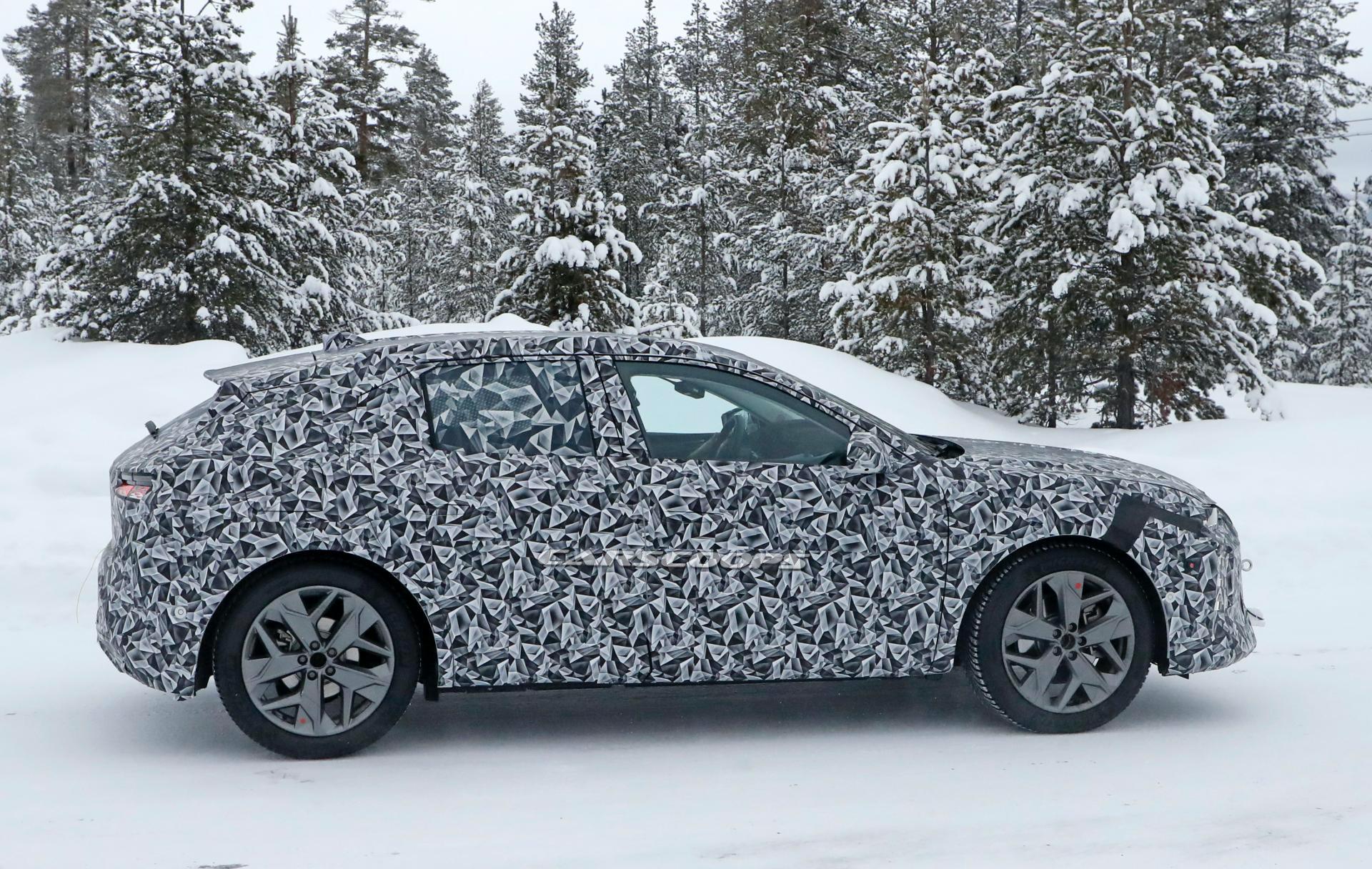 2021 DS 4 Crossback Leaves Hideout, Could Debut In Geneva As Mercedes GLA Rival