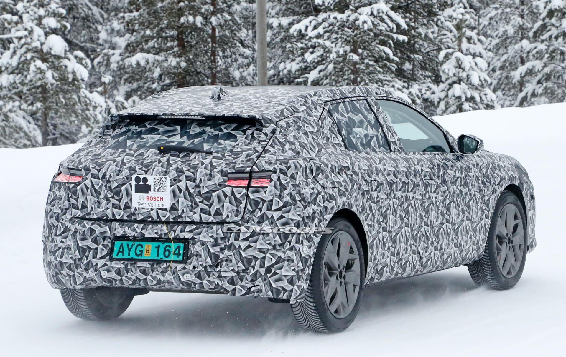 2021 DS 4 Crossback Leaves Hideout, Could Debut In Geneva As Mercedes GLA Rival