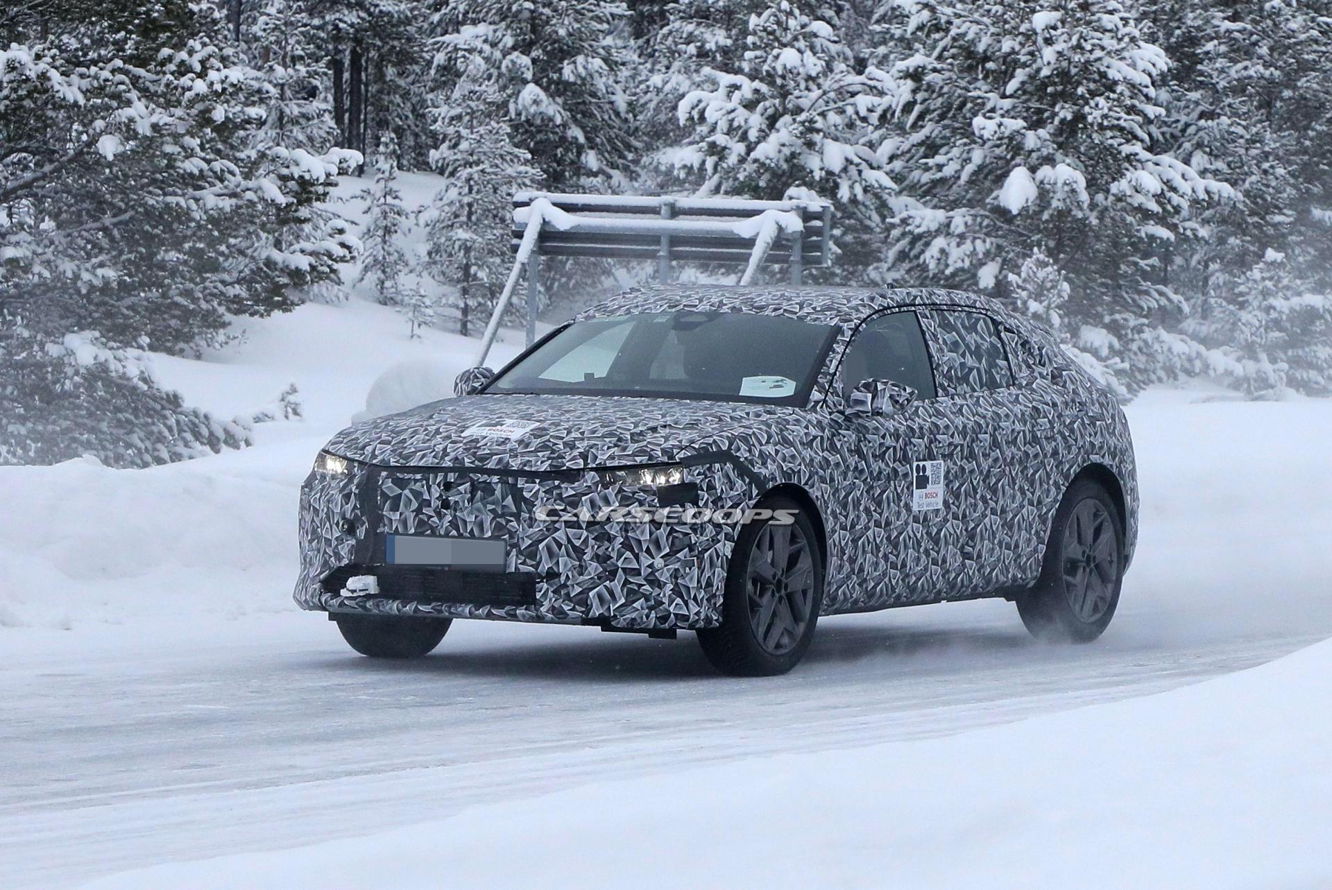 2021 DS 4 Crossback Leaves Hideout, Could Debut In Geneva As Mercedes GLA Rival