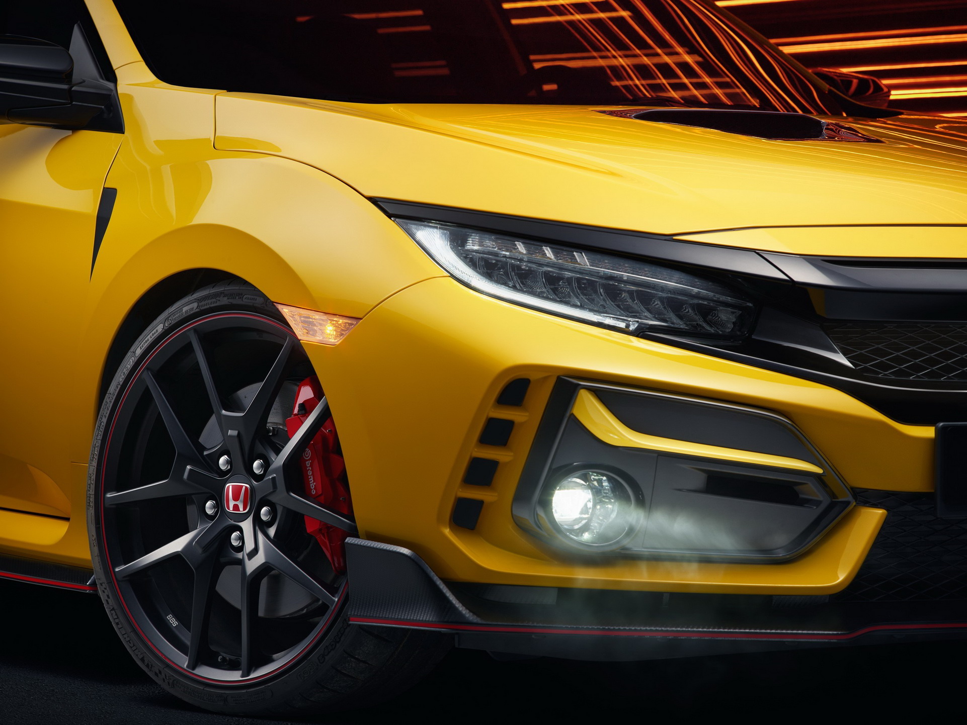 Lighter 21 Honda Civic Type R Limited Edition Promises To Be Ultimate Track Edition Of The Series Carscoops