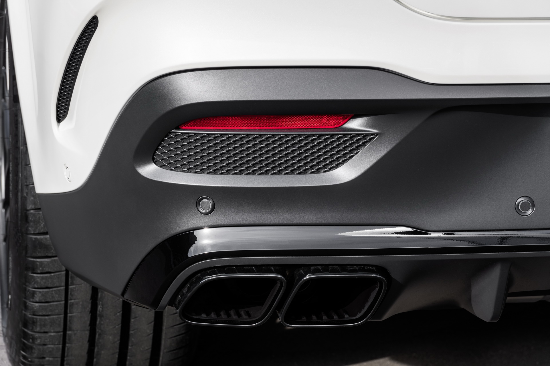 New Mercedes-AMG GLE 63 Coupe Gets Hybrid Grunt With Up To 603 HP