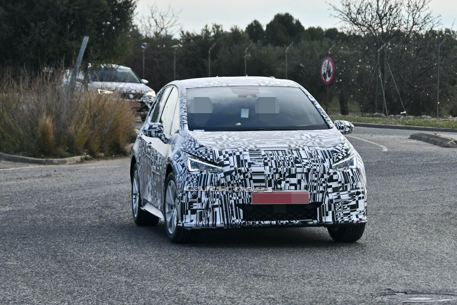 SEAT El-Born Sheds Camo, Looks Like VW ID.3’s Latin Cousin