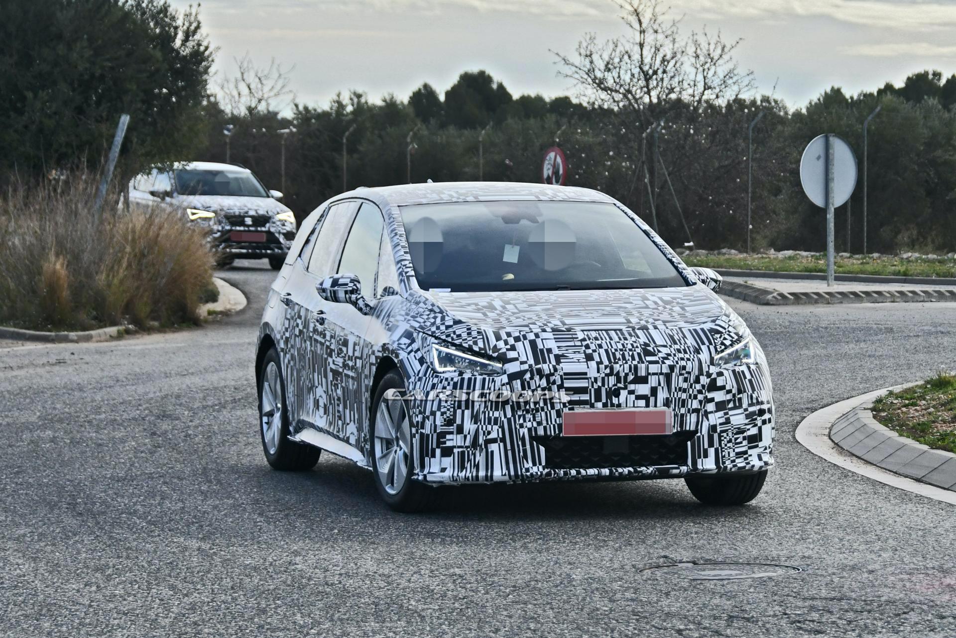 SEAT El-Born Sheds Camo, Looks Like VW ID.3’s Latin Cousin