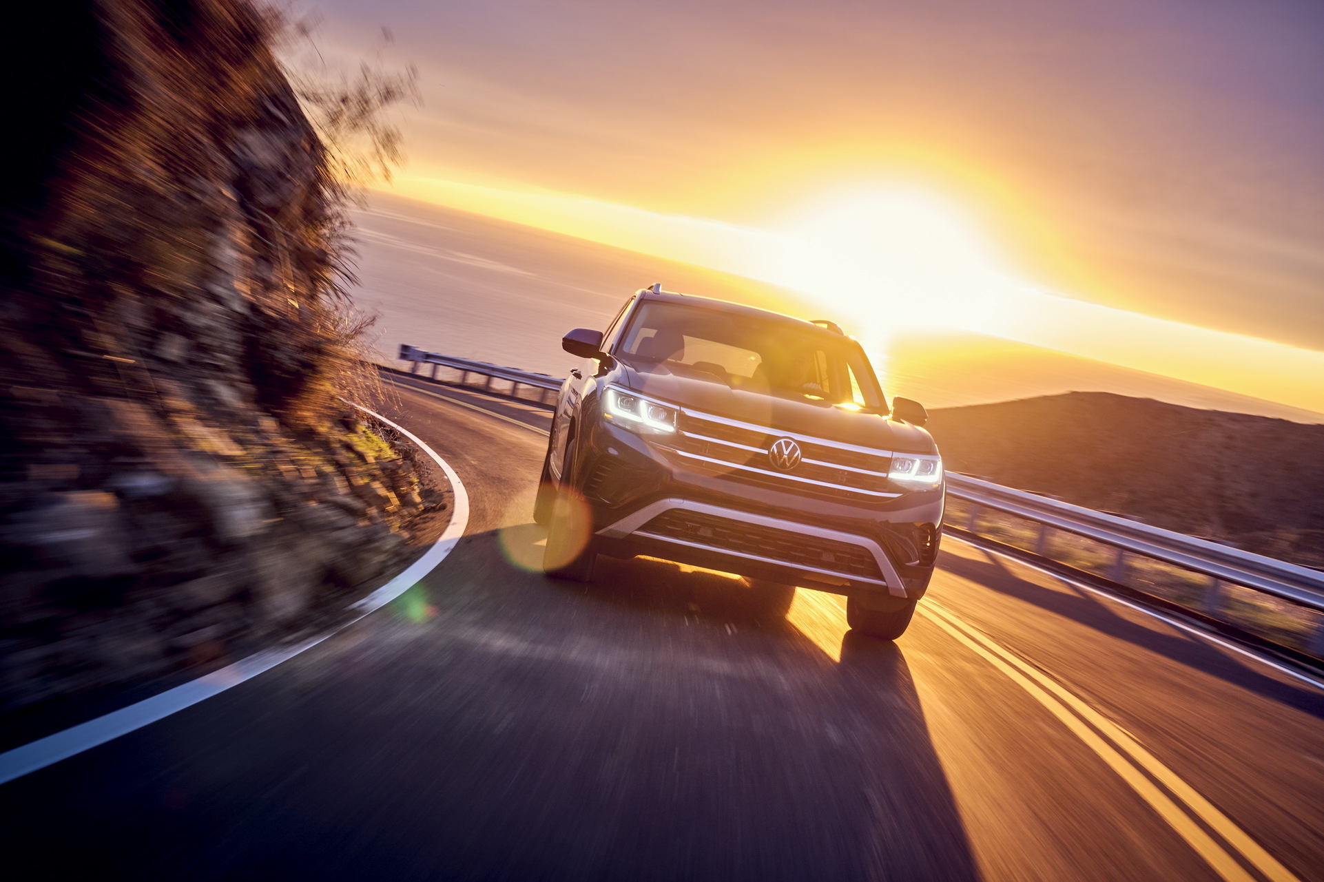 2021 VW Atlas Refreshed With Bolder Design Cues And More Technology