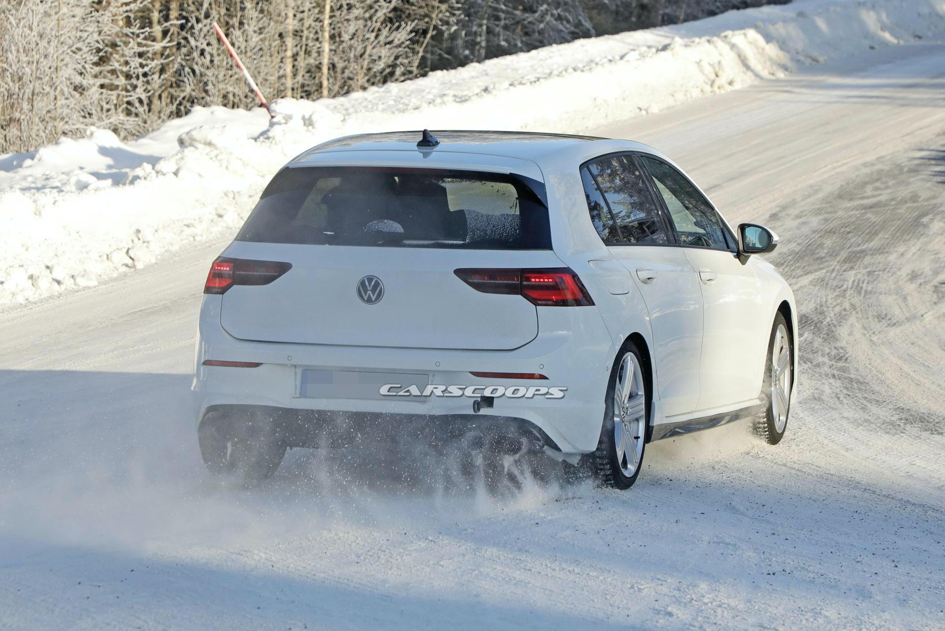 2021 VW Golf R Shows Up Completely Undisguised, Looks Exactly How You Expected