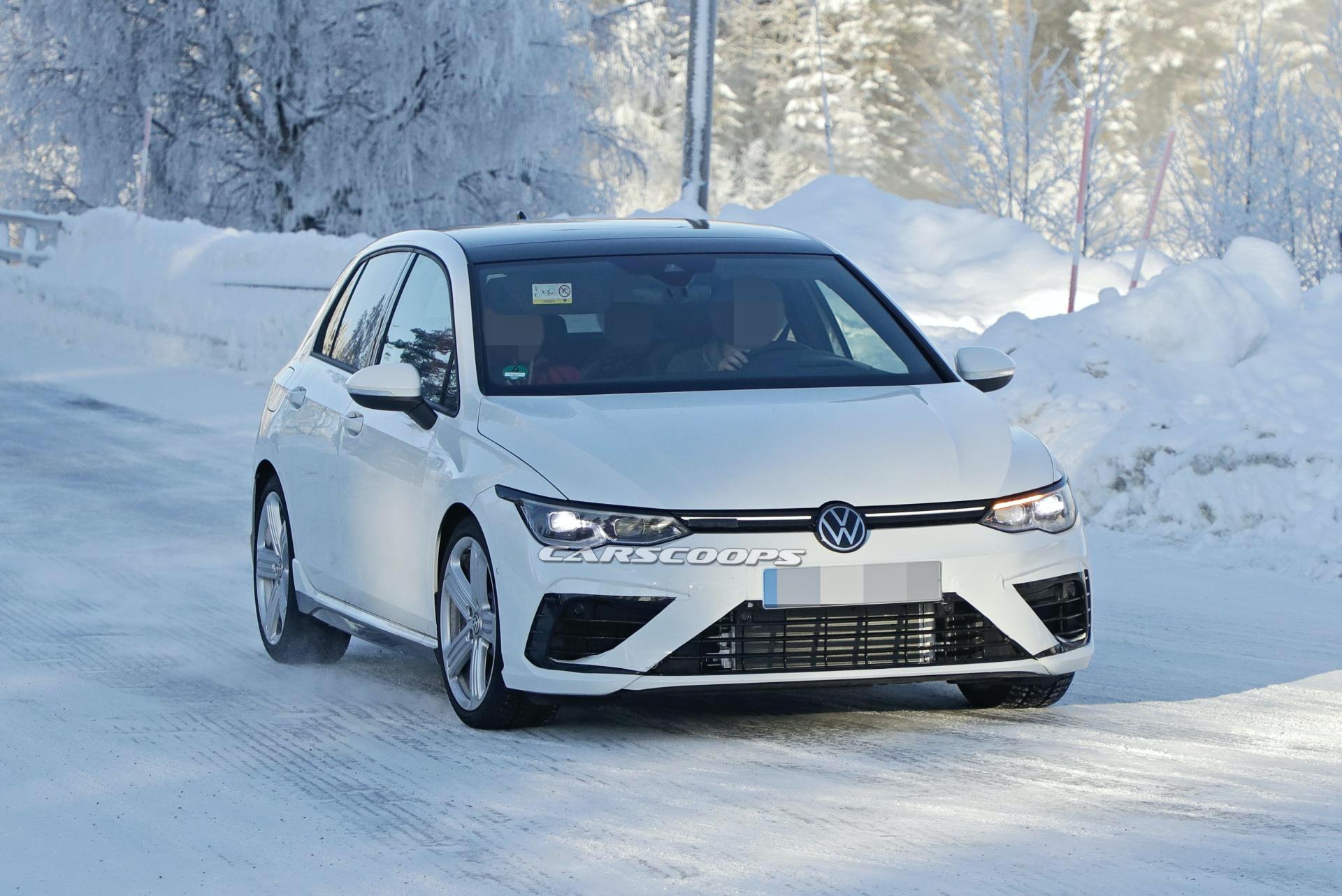 2021 VW Golf R Shows Up Completely Undisguised, Looks Exactly How You Expected