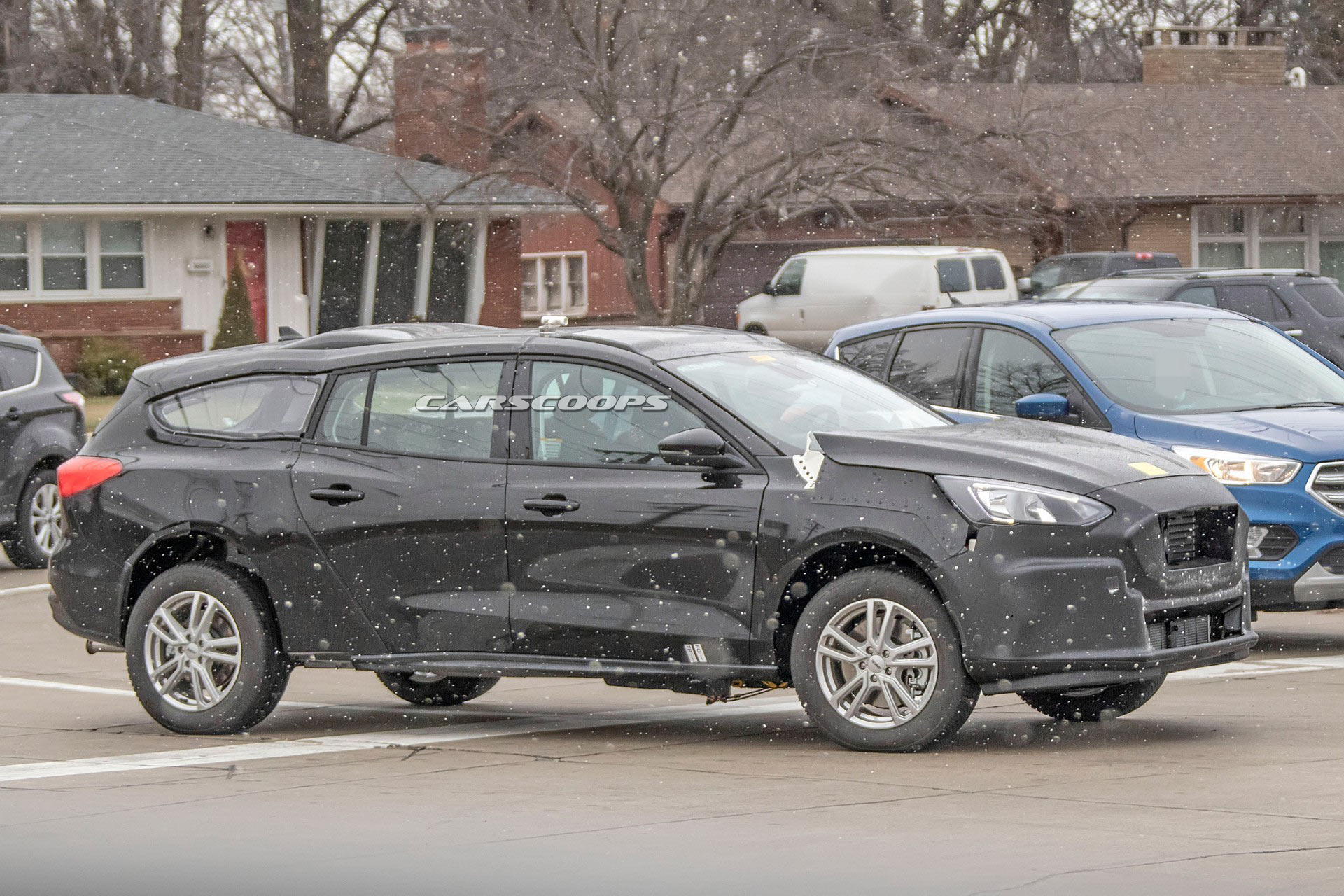 Looks Can Be Deceiving As This Ford Mule Is Likely The 2022 Transit Connect