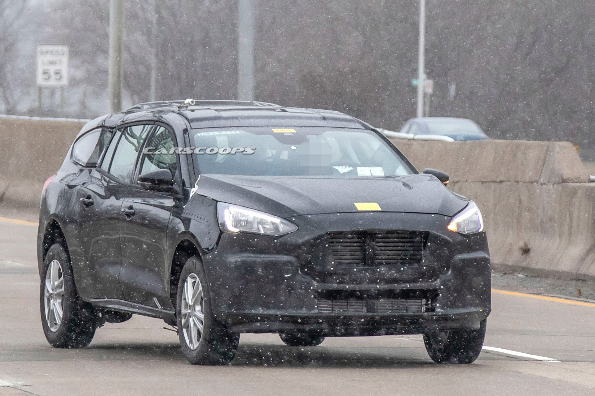 Looks Can Be Deceiving As This Ford Mule Is Likely The 2022 Transit Connect