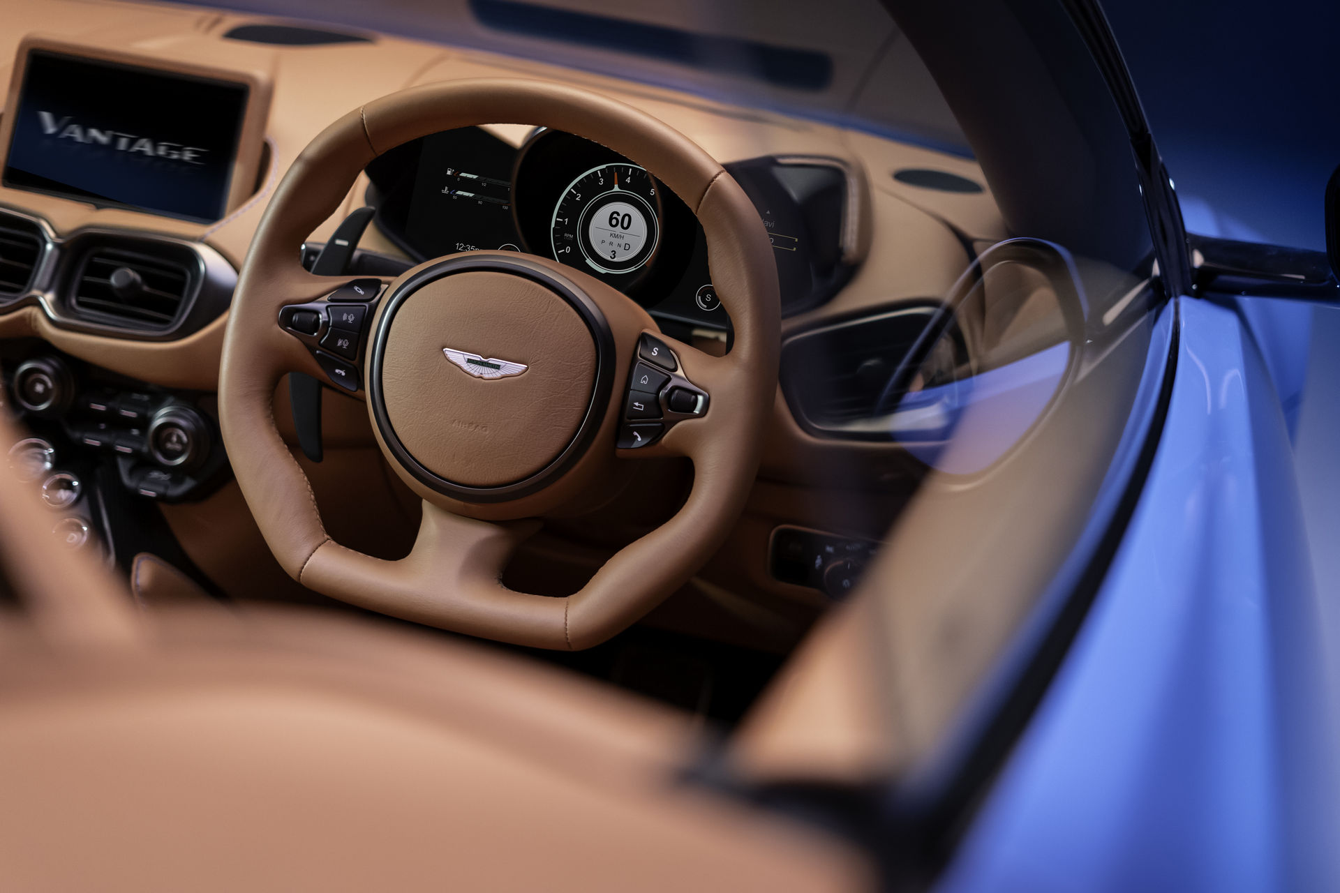 2021 Aston Martin Vantage Roadster Arrives With Folding Soft-Top