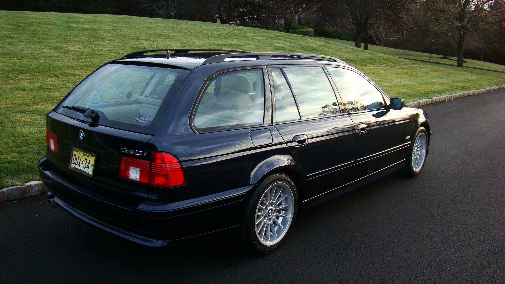 Need A Sexy RWD Wagon? Here’s A 35k Mile 2001 BMW 540i V8 Touring