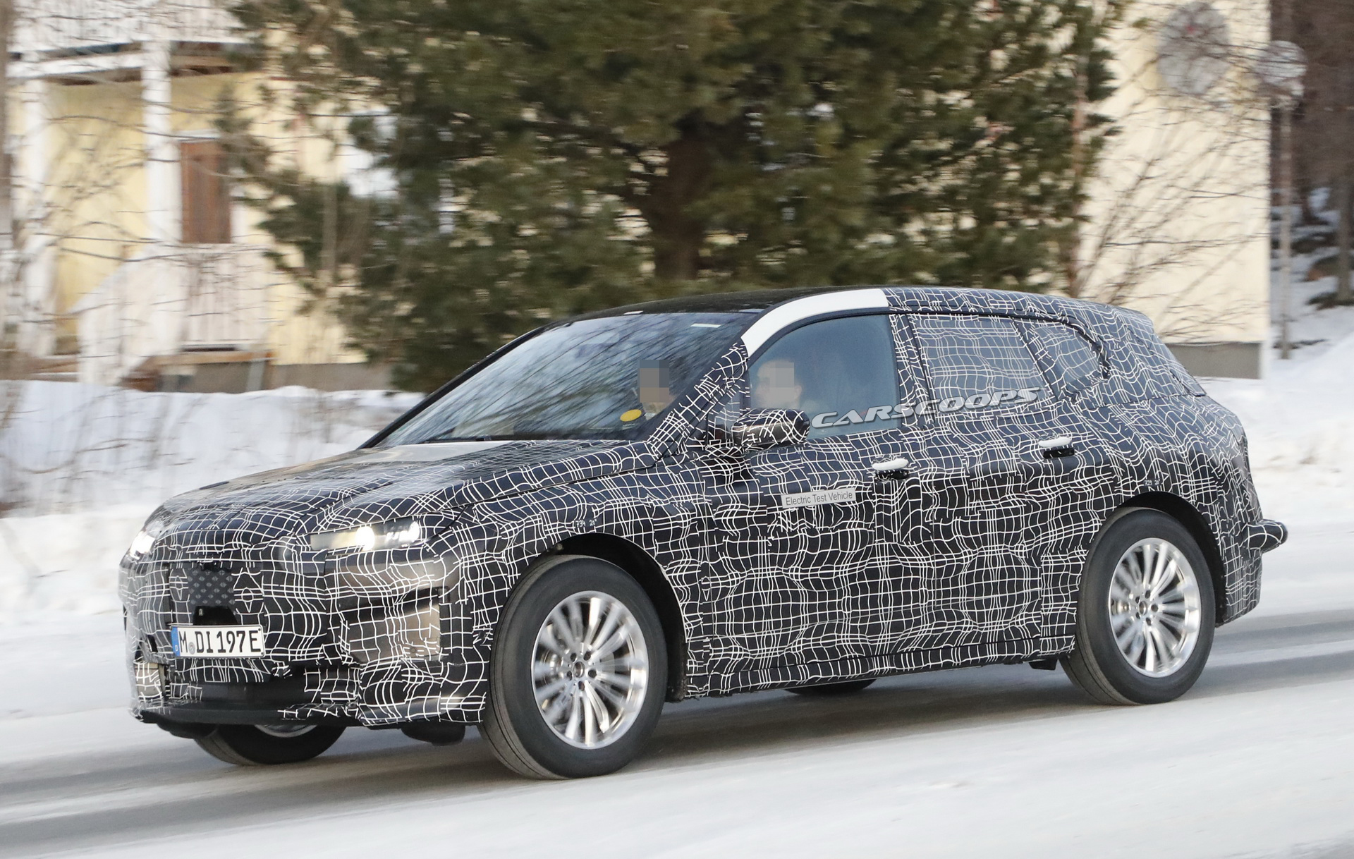 2021 BMW iX5 Electric SUV: Technological Tour de Force Or Too Late To The Party?