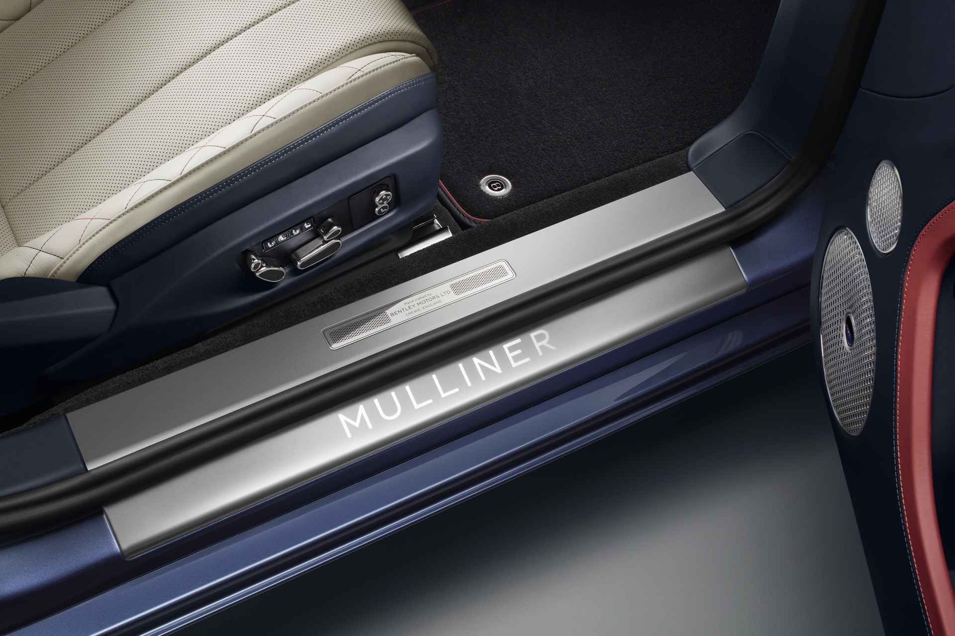 Mulliner Takes New Bentley GT Convertible To New Luxury Heights With 400,000 Stitches Inside