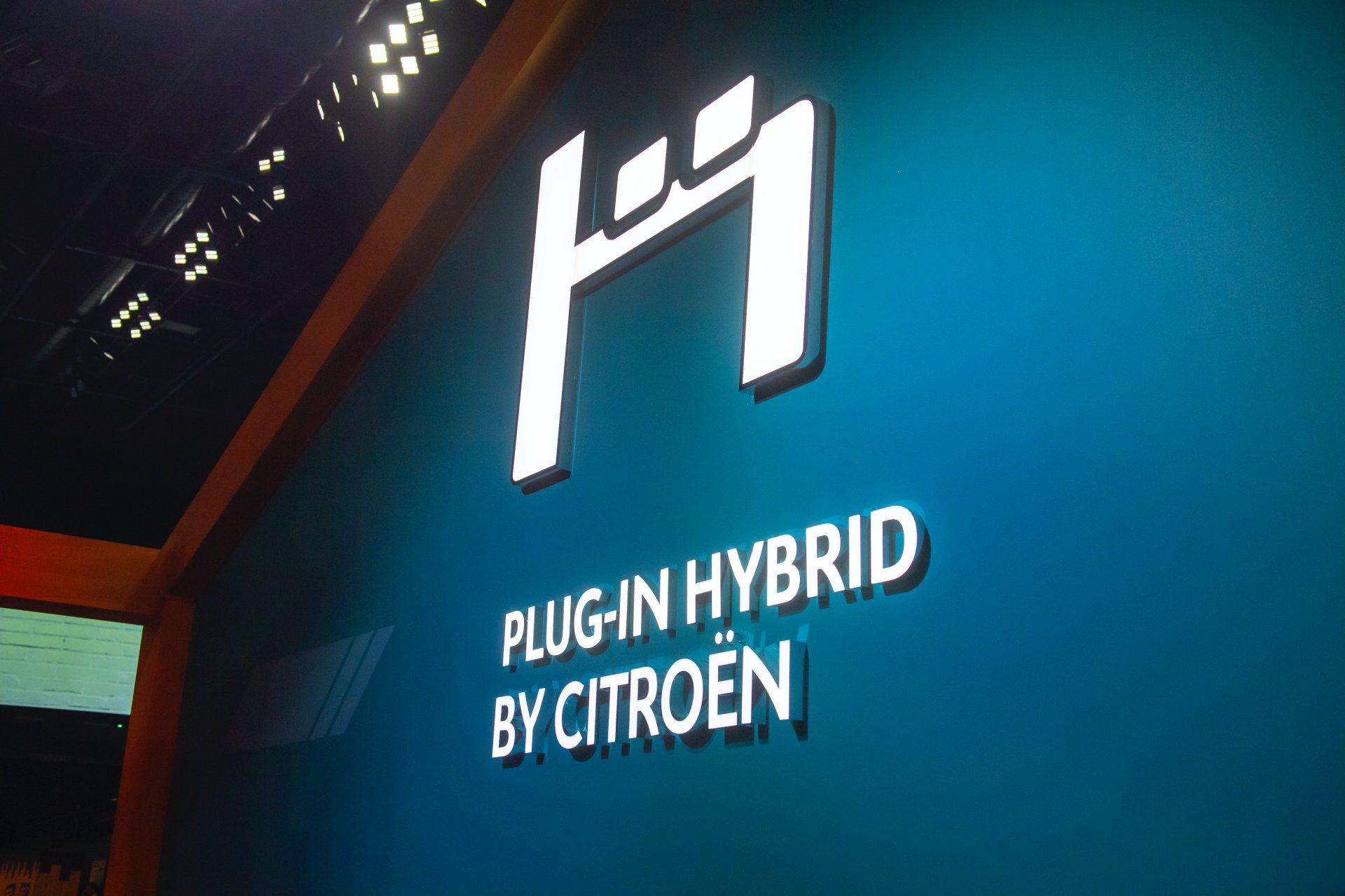 New Teeny Tiny Citroën Ami Electric Car Can Be Had For A Teeny Weeny €20 ($22) Α Month