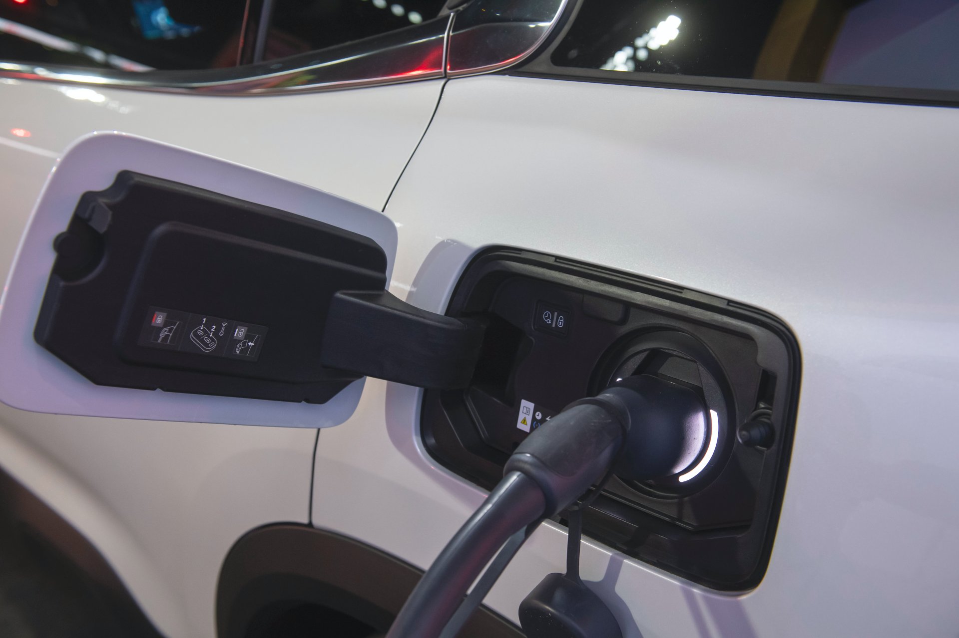 New Teeny Tiny Citroën Ami Electric Car Can Be Had For A Teeny Weeny €20 ($22) Α Month