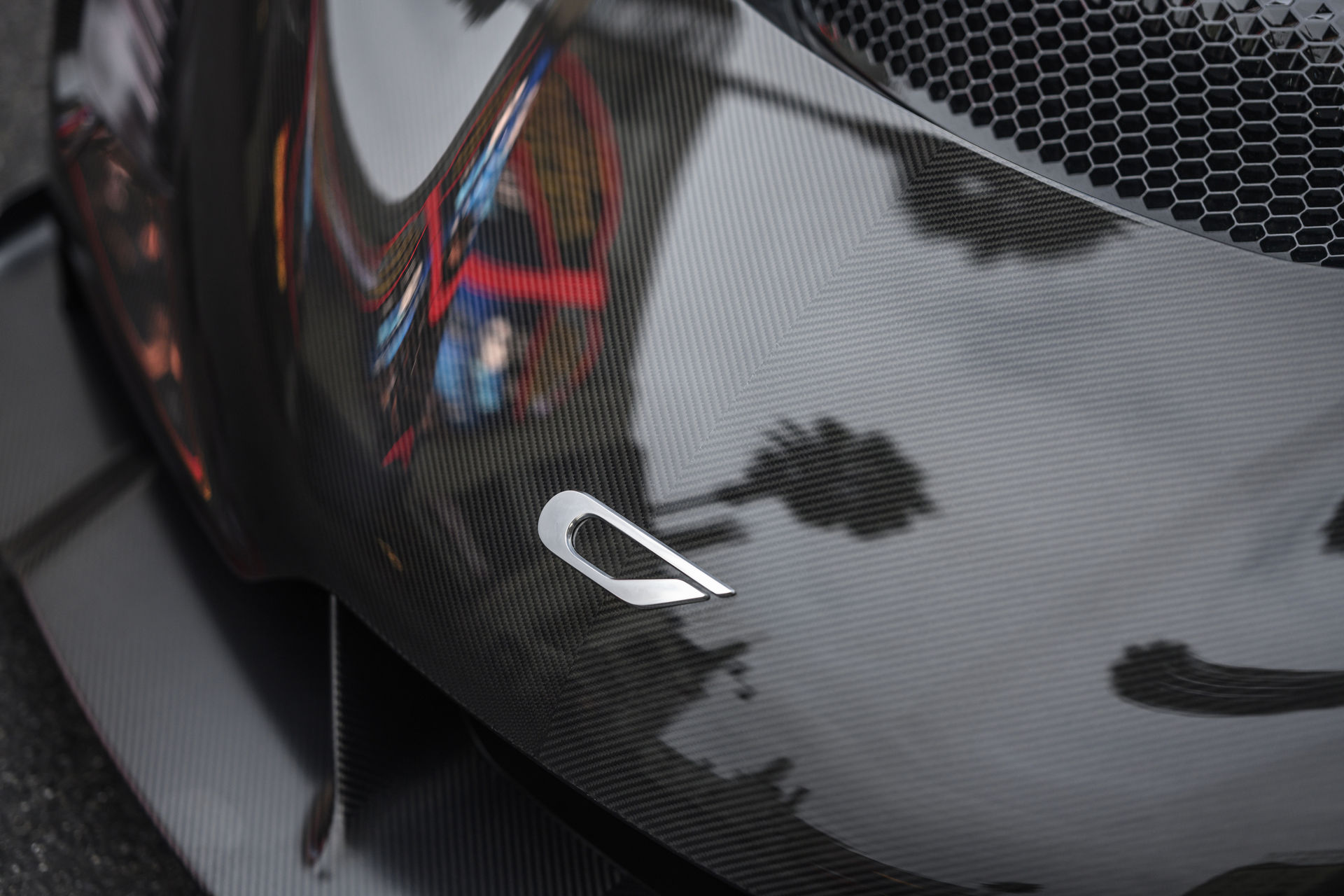 Czinger 21C Showcased In Standard And Lightweight Track Guises