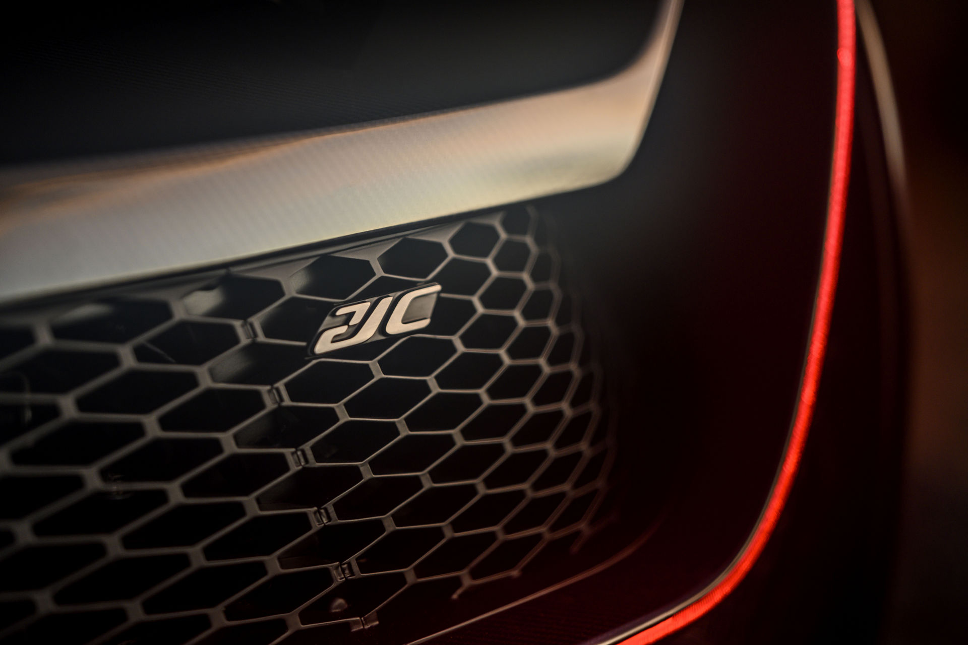 Czinger 21C Showcased In Standard And Lightweight Track Guises