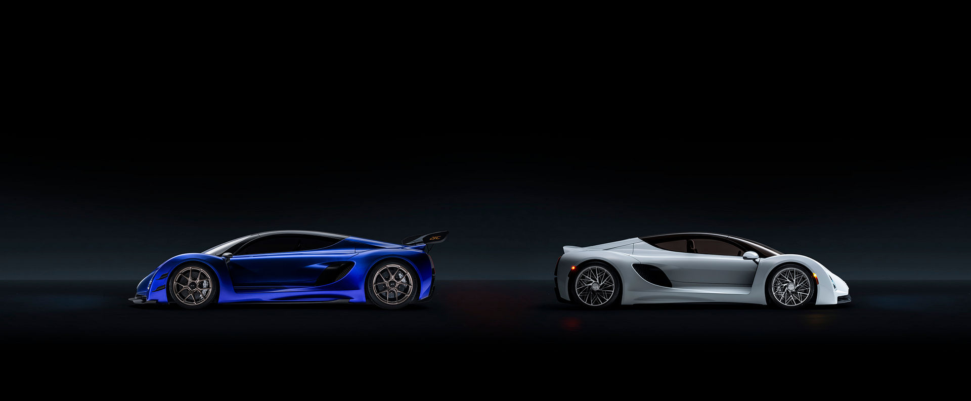 Czinger 21C Showcased In Standard And Lightweight Track Guises