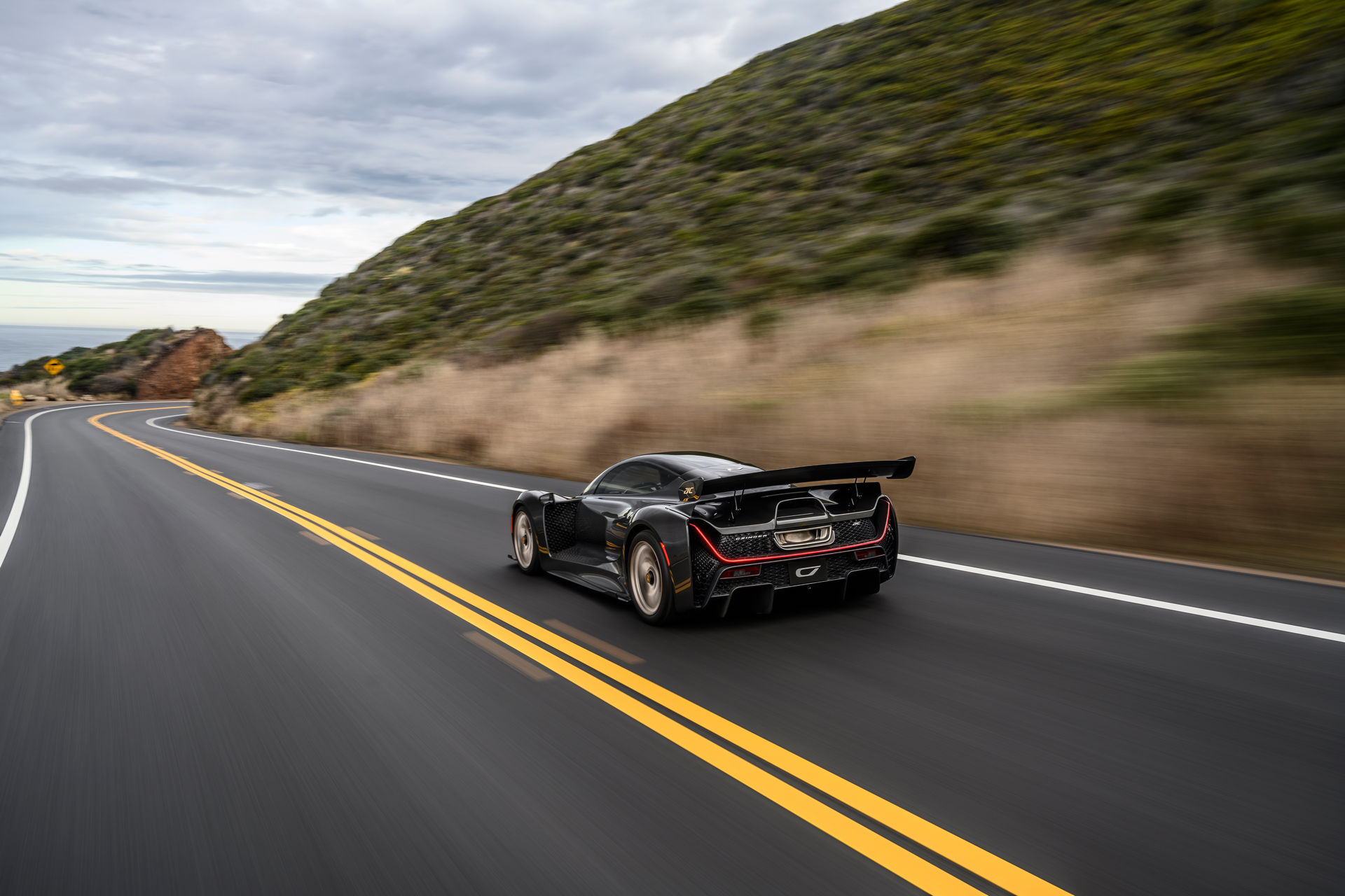 Czinger 21C Showcased In Standard And Lightweight Track Guises