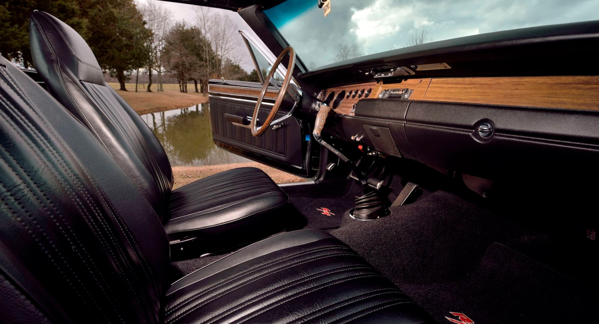 What A Beaut: 1970 Dodge Hemi Coronet R/T Is One Of Just Four Units