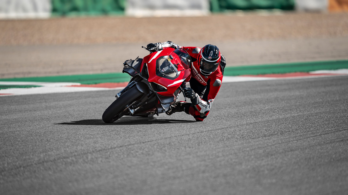 Limited-Run Ducati Superleggera V4 Has 231 HP And Weighs Just 335 lbs (152 kg)