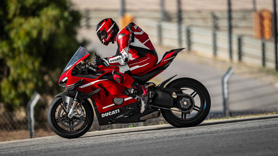 Limited-Run Ducati Superleggera V4 Has 231 HP And Weighs Just 335 lbs (152 kg)