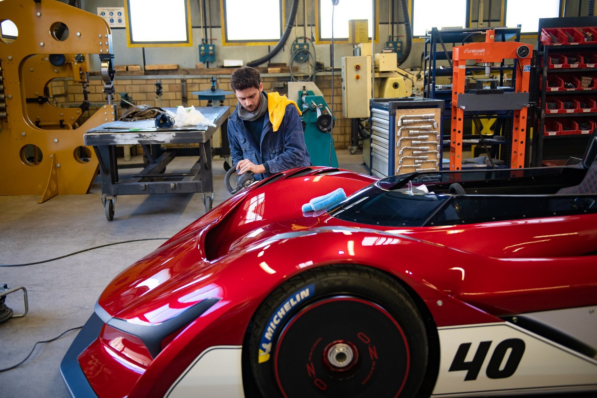 The Espera Sbarro Saetta Is One Rad Track Car Concept