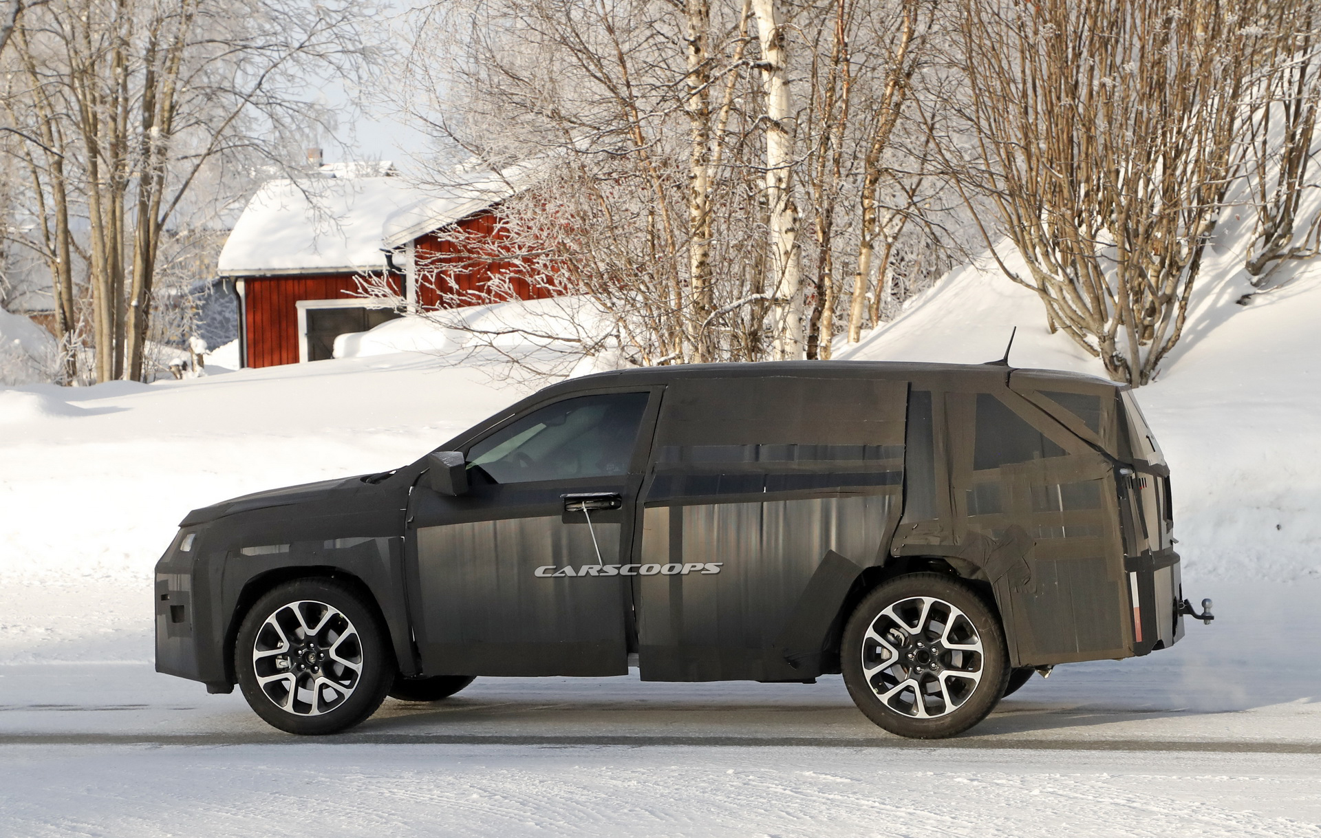 Mystery SUV Caught During Testing, Could Be South America’s Rumored Fiat Toro SUV