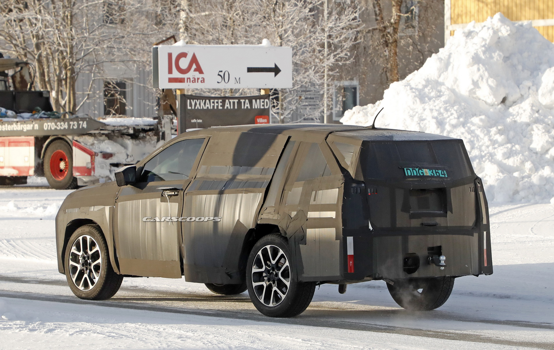 Mystery SUV Caught During Testing, Could Be South America’s Rumored Fiat Toro SUV