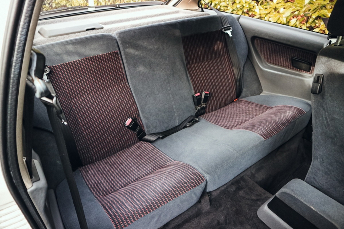 Prototype Sierra RS500 Cosworth Is The Holy Grail Of The Fast Ford Family