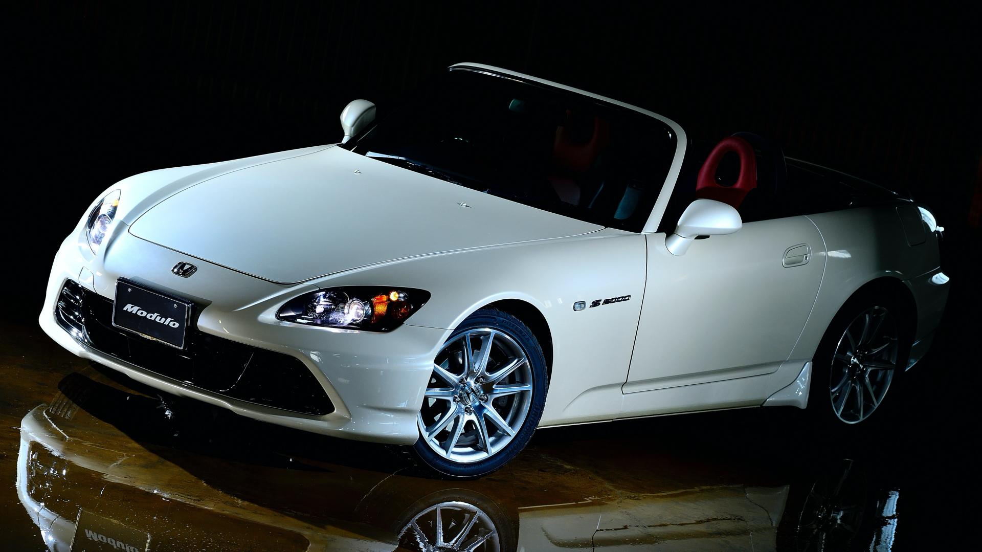 Honda Wants To Freshen Up Your JDM S2000 Roadster With ’20th Anniversary’ Genuine Accessories