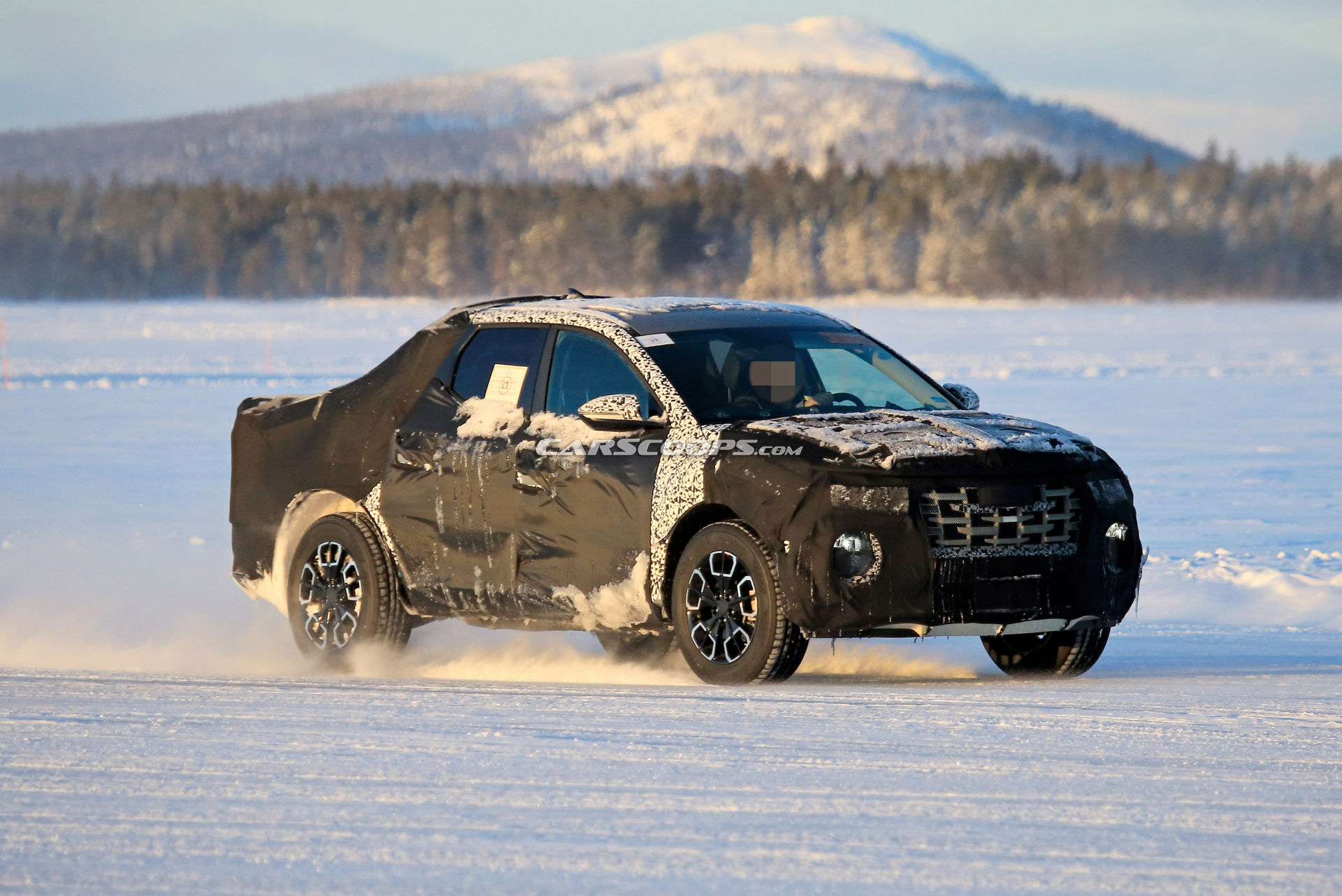 2021 Hyundai Santa Cruz Makes Another Outing Under Thick Camouflage