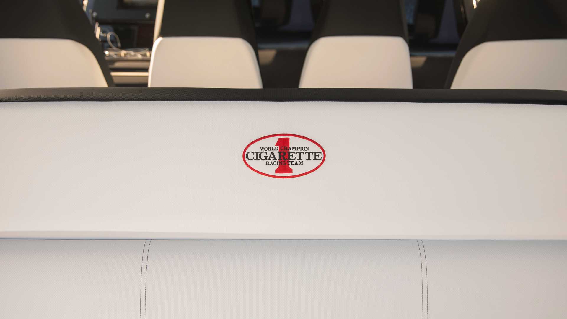 Mercedes-AMG And Cigarette Racing Release 2,700 HP Boat, Matching G63