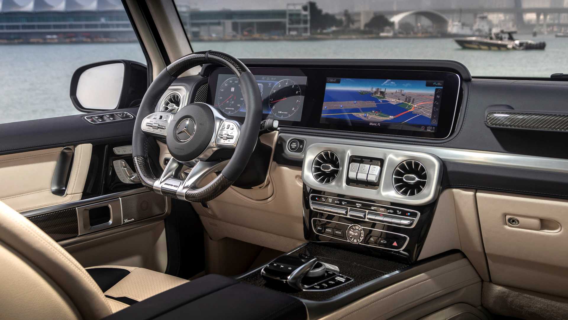 Mercedes-AMG And Cigarette Racing Release 2,700 HP Boat, Matching G63