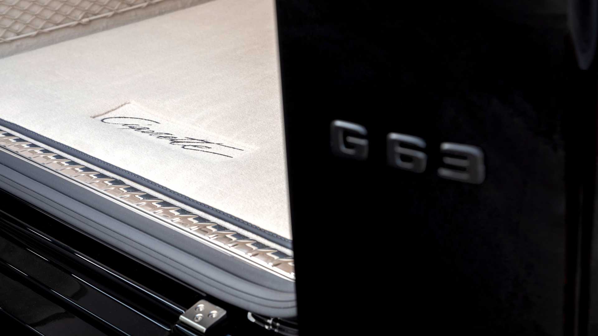 Mercedes-AMG And Cigarette Racing Release 2,700 HP Boat, Matching G63