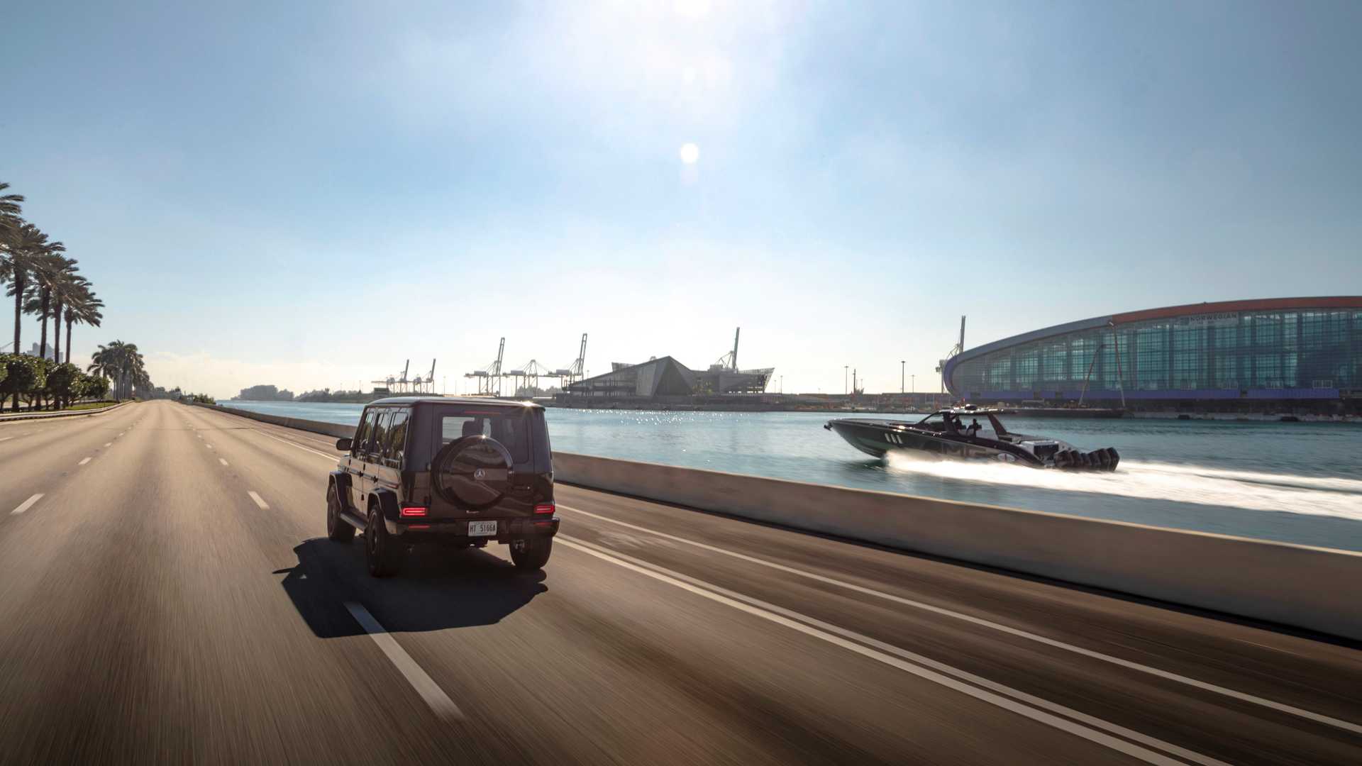 Mercedes-AMG And Cigarette Racing Release 2,700 HP Boat, Matching G63