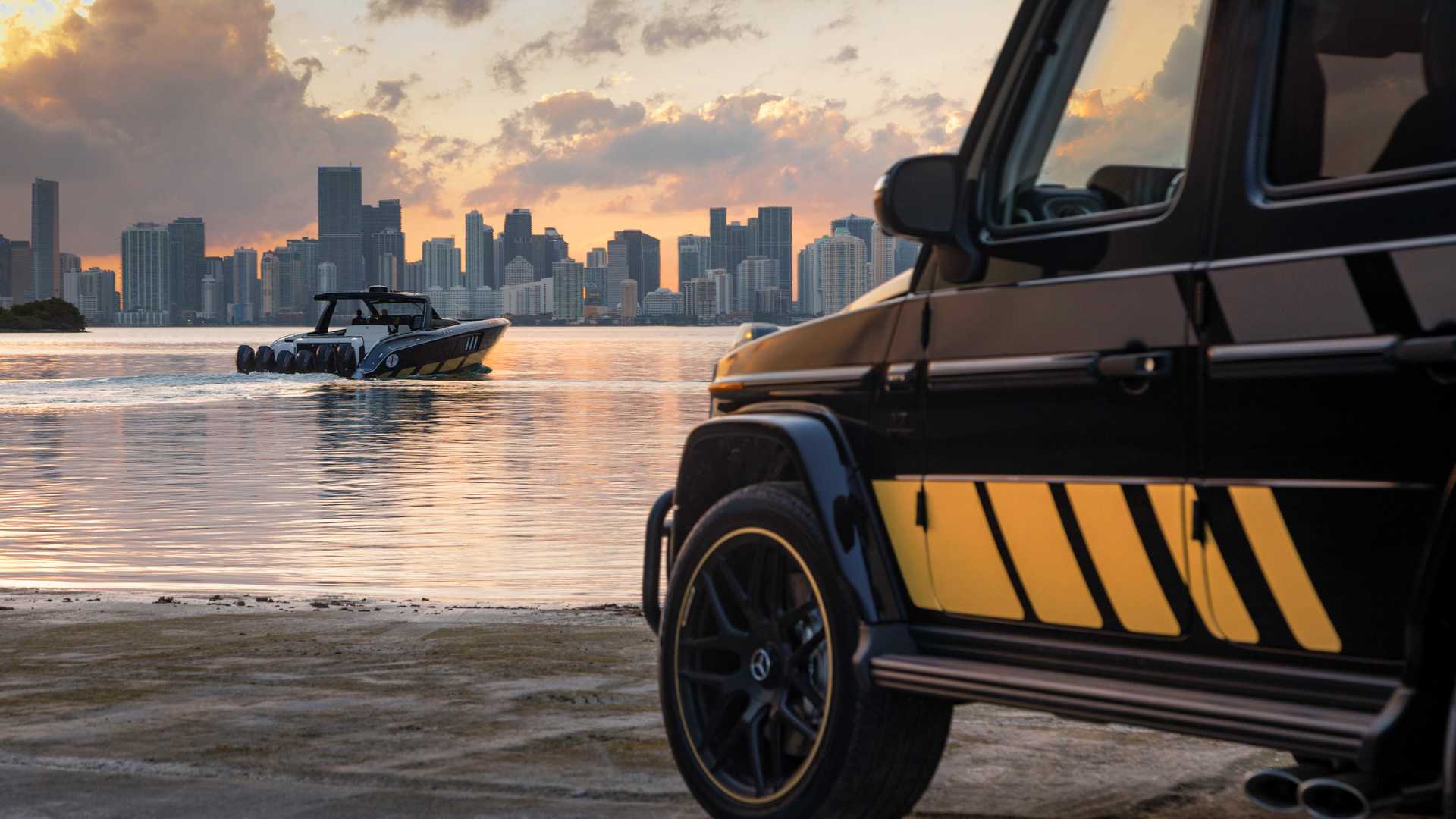 Mercedes-AMG And Cigarette Racing Release 2,700 HP Boat, Matching G63