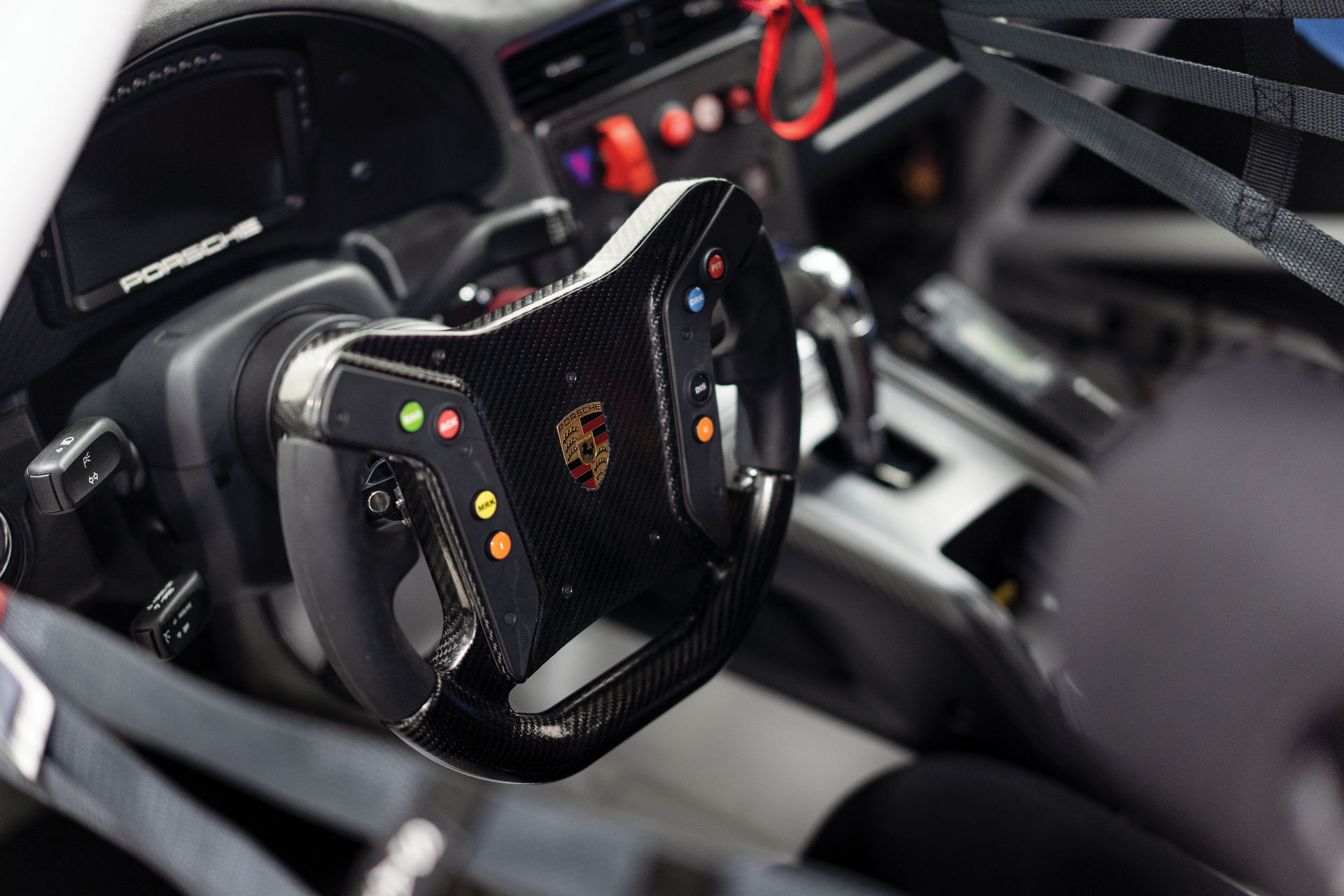 Brand New Porsche 911 GT2 RS Clubsport Is A Track-Day Enthusiast’s Wet Dream