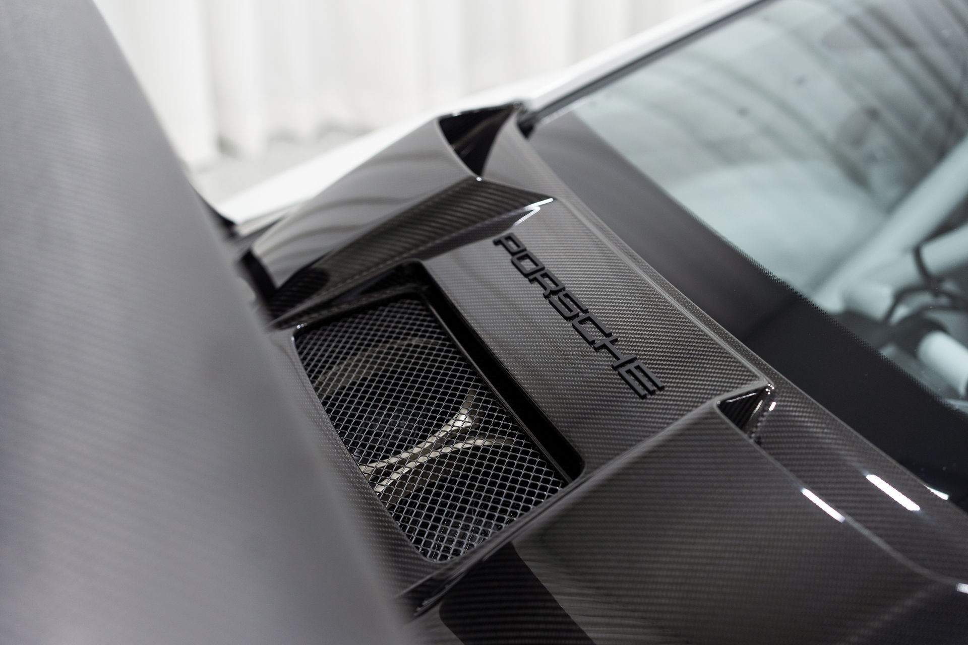 Brand New Porsche 911 GT2 RS Clubsport Is A Track-Day Enthusiast’s Wet Dream