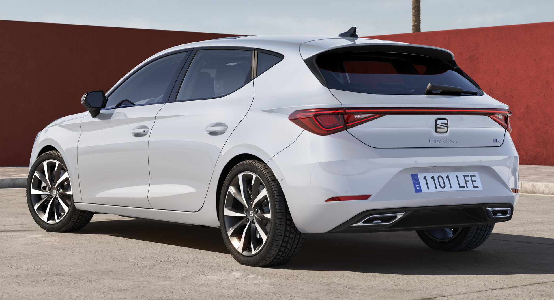 Cupra Formentor SUV Teased, Let’s Pretend We Don’t Know What It Looks Like