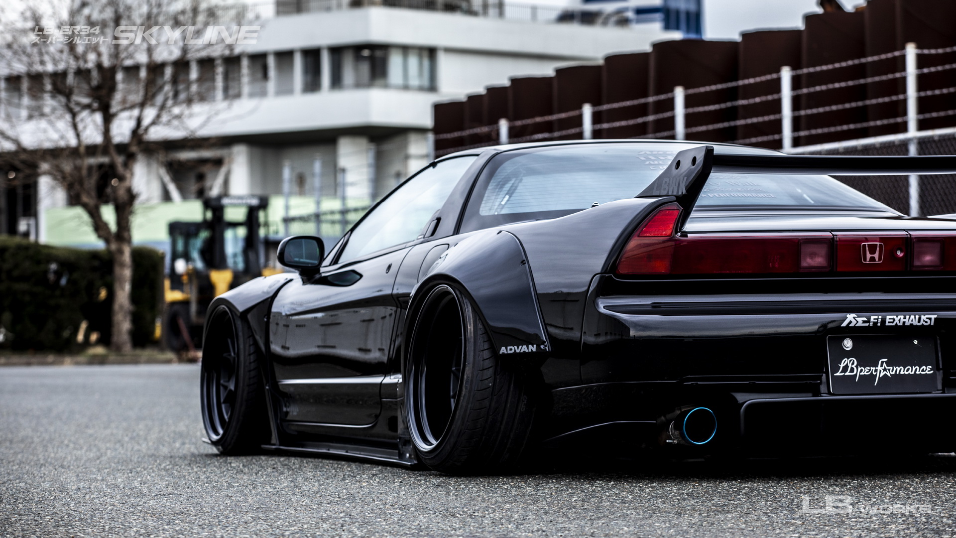 Original Honda / Acura NSX Tucks Away Sleek Styling Under Liberty Walk’s Flamboyant Body Kit