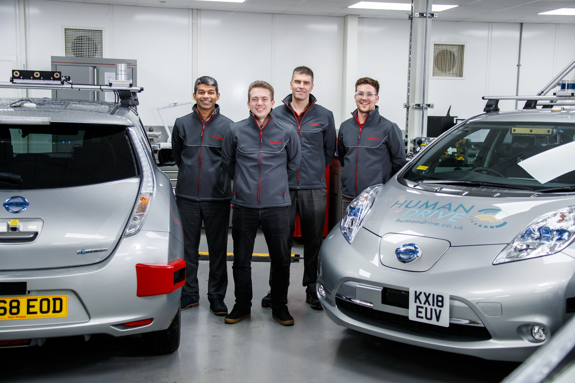 Autonomous Nissan Leaf Completes 230-Mile Journey Across UK