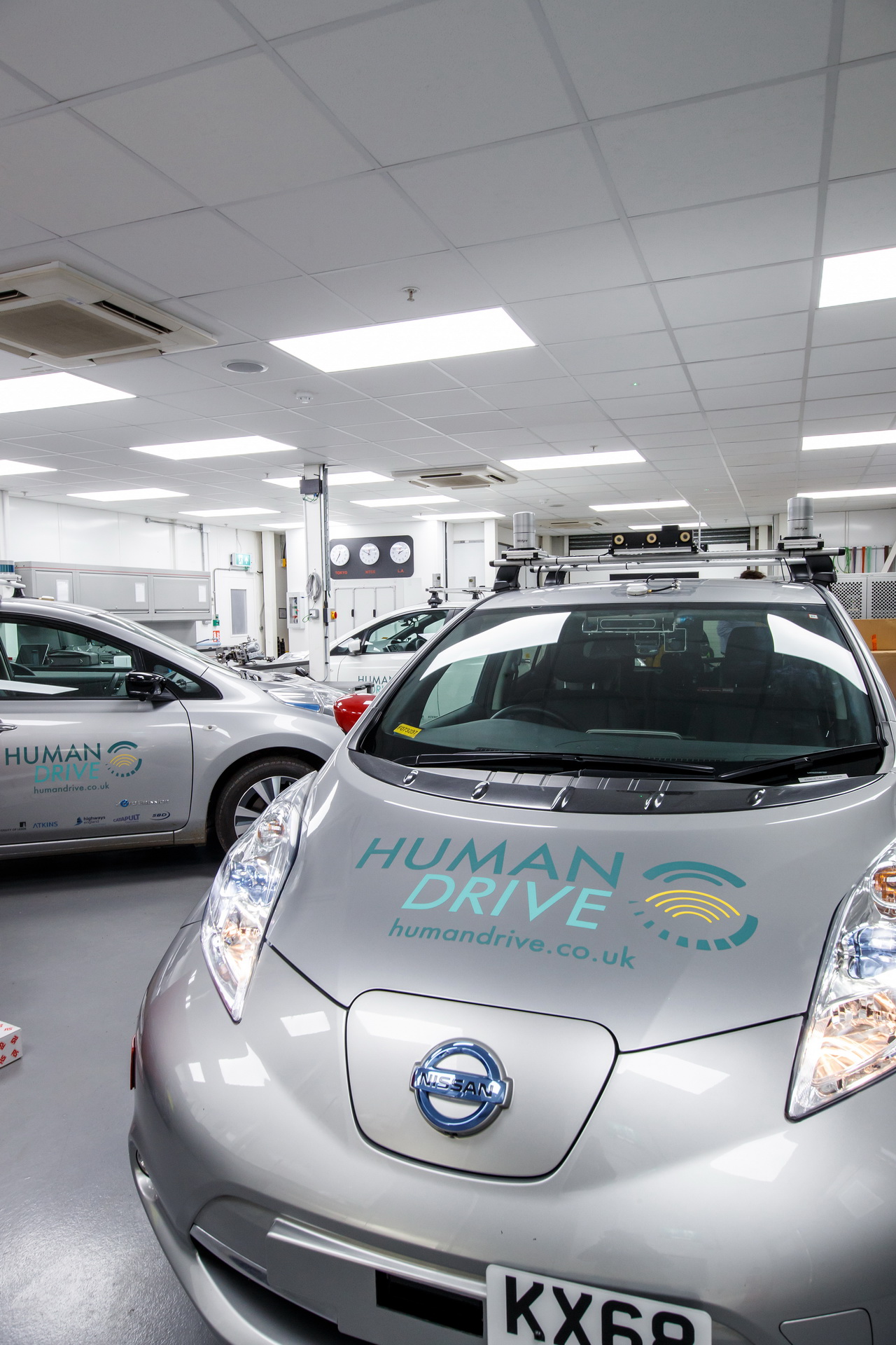 Autonomous Nissan Leaf Completes 230-Mile Journey Across UK