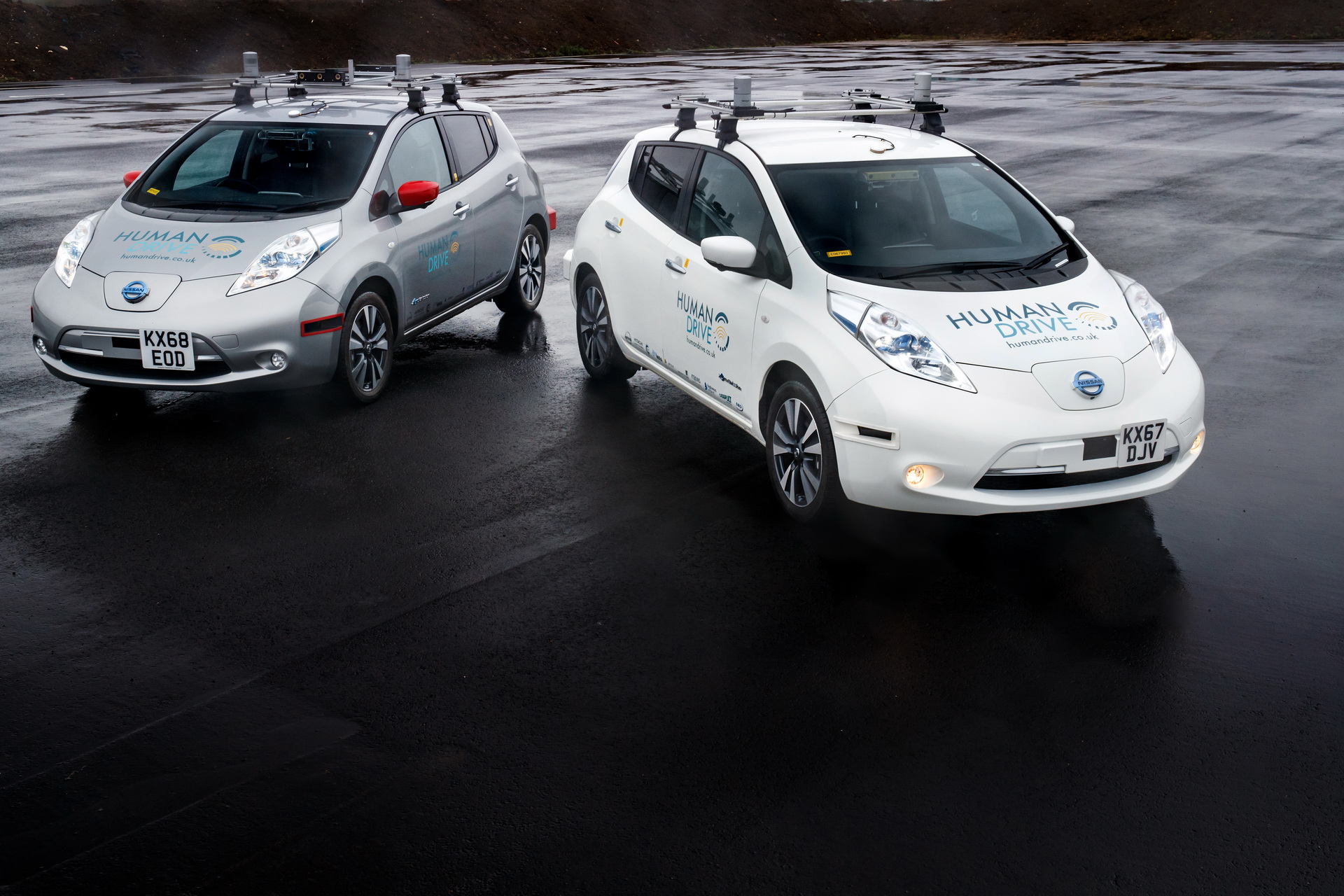 Autonomous Nissan Leaf Completes 230-Mile Journey Across UK