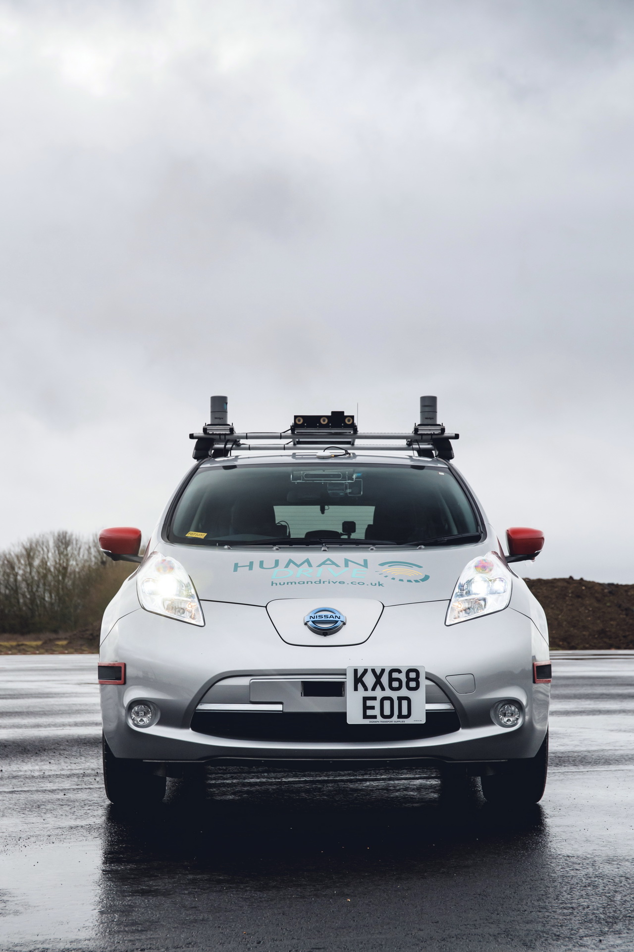Autonomous Nissan Leaf Completes 230-Mile Journey Across UK