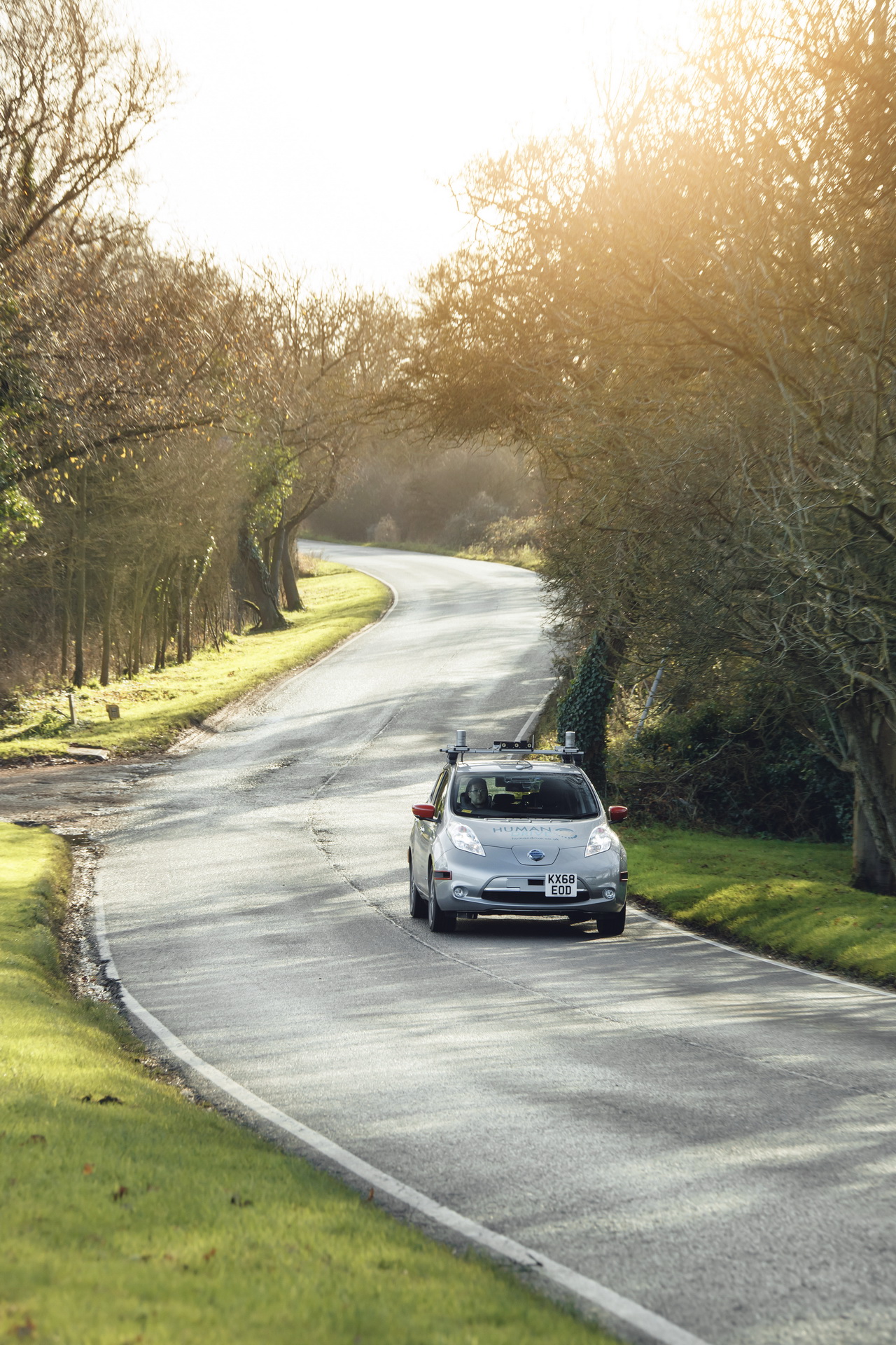 Autonomous Nissan Leaf Completes 230-Mile Journey Across UK